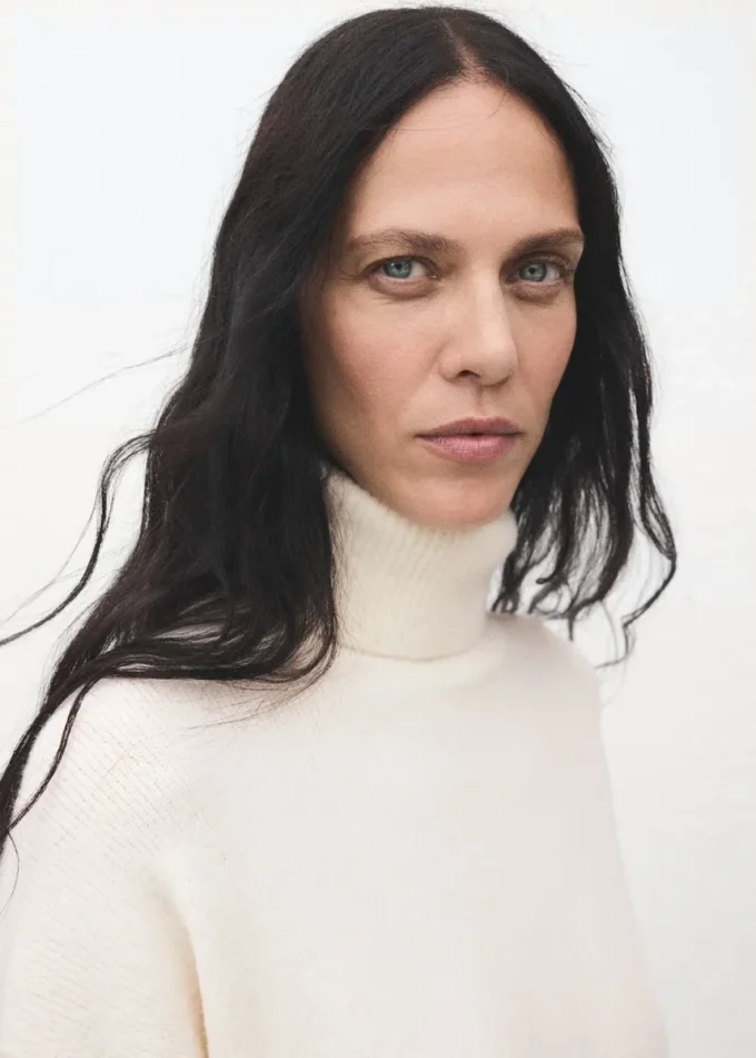 Abito a collo alto in maglia