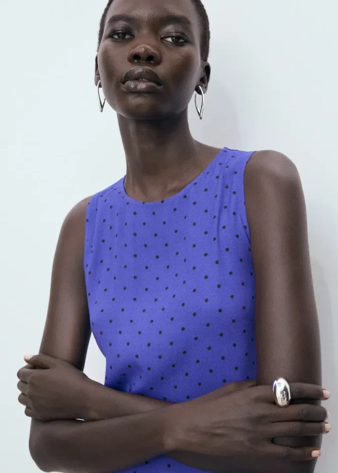 Abito a pois con fiocco Abito a pois con fiocco