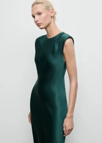 Abito aderente in raso