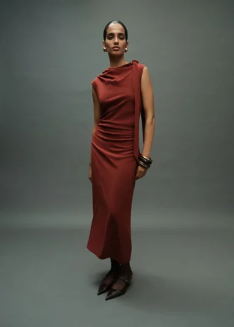 Abito arricciato con dettaglio annodato