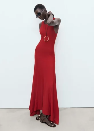 Abito asimmetrico a maglia bassa