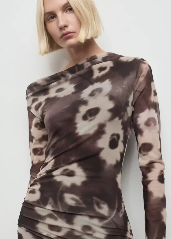 Abito asimmetrico con stampa floreale