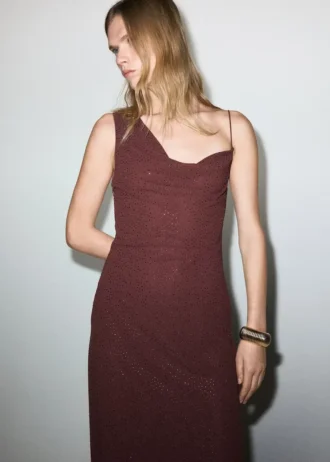 Abito asimmetrico con strass