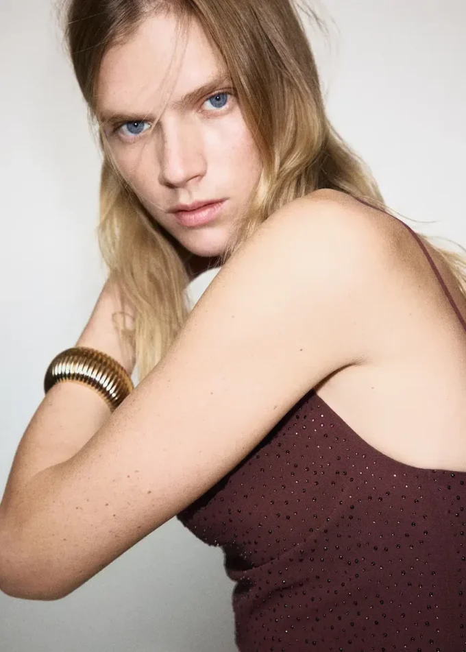 Abito asimmetrico con strass Abito asimmetrico con strass