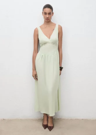 Abito con canotta in pizzo