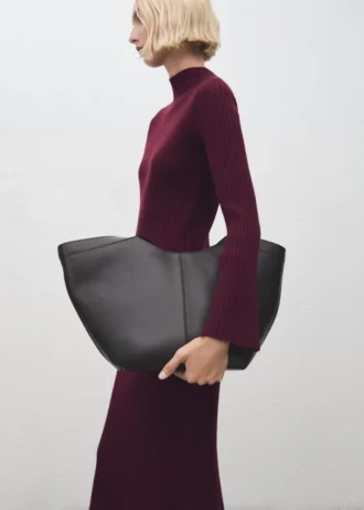 Abito con collo Perkins a costine