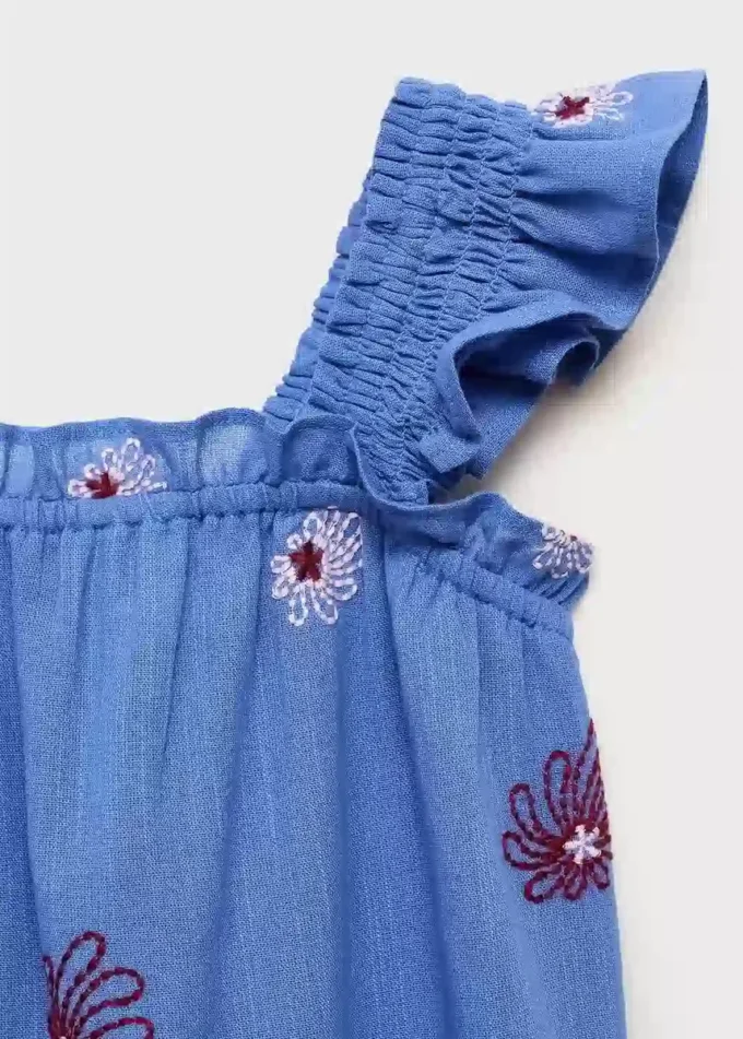 Abito con ricami floreali Abito con ricami floreali