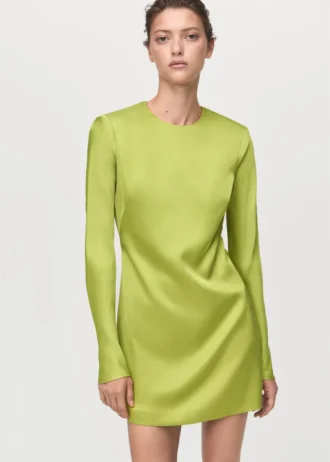 Abito con schiena scoperta effetto raso Abito con schiena scoperta effetto raso