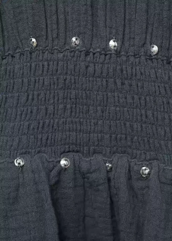 Abito con volant e paillettes Abito con volant e paillettes