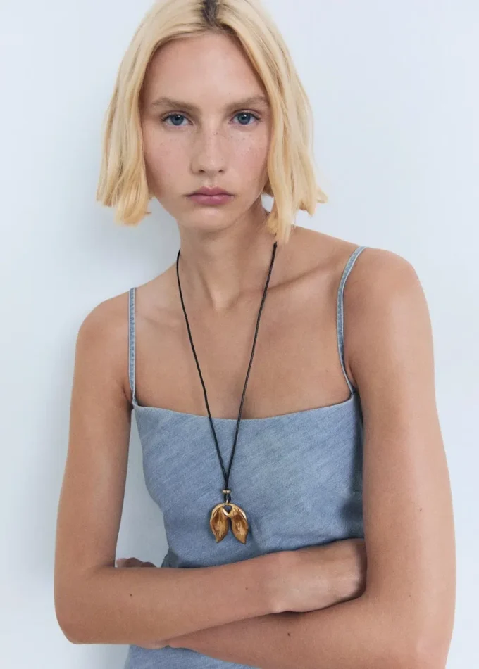 Abito drappeggiato in denim Abito drappeggiato in denim