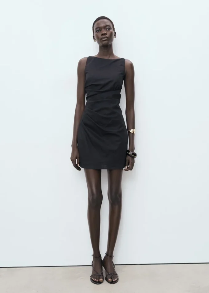 Abito drappeggiato in lino Abito drappeggiato in lino