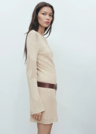 Abito floreale all’uncinetto