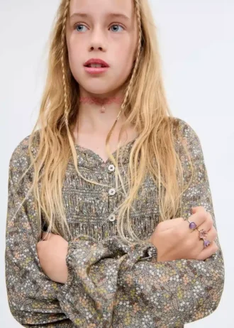 Abito floreale con ruches