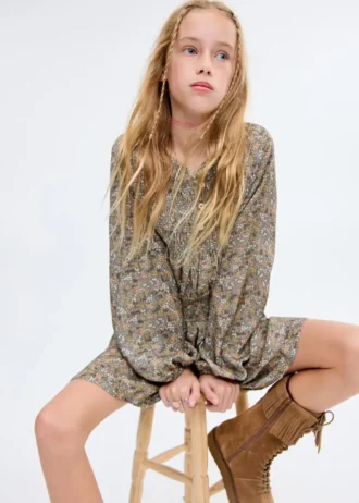 Abito floreale con ruches