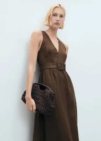 Abito in lino con cintura