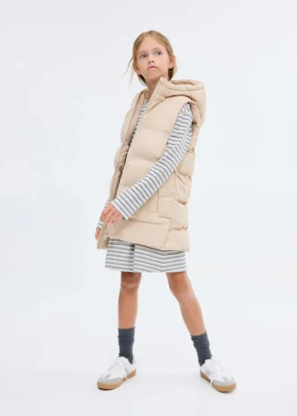 Gilet lungo con cappuccio