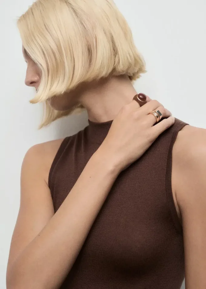 Abito in maglia con collo alto Abito in maglia con collo alto