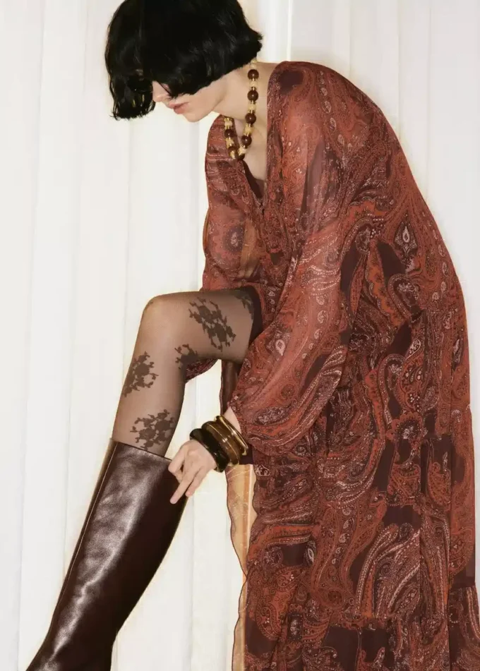 Abito oversize con stampa Paisley Abito oversize con stampa Paisley