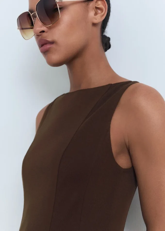 Abito plissettato a trapezio Abito plissettato a trapezio