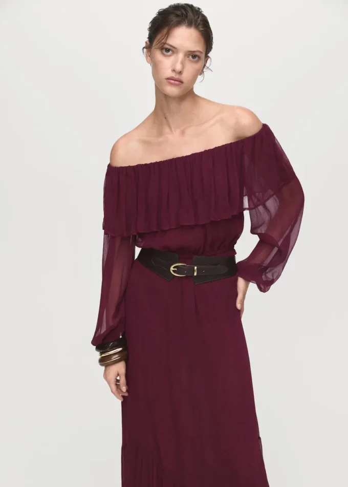 Abito senza spalline con volant Abito senza spalline con volant