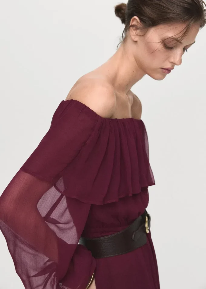 Abito senza spalline con volant Abito senza spalline con volant