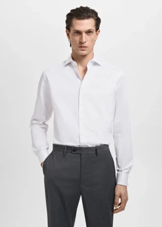 Abito slim fit in tessuto twill con gemelli da camicia