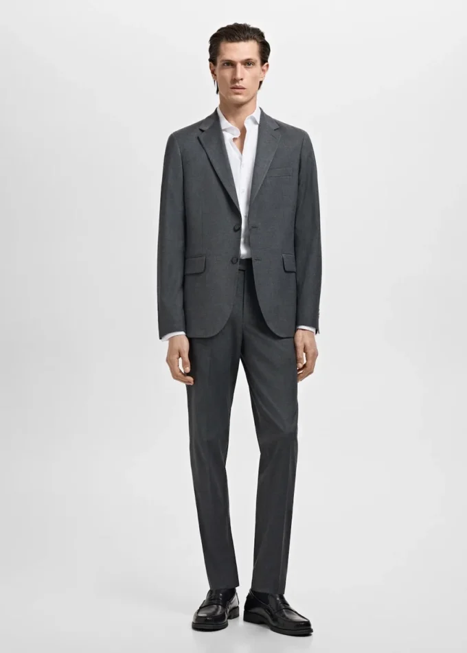 Abito slim fit in tessuto twill con gemelli da camicia Abito slim fit in tessuto twill con gemelli da camicia