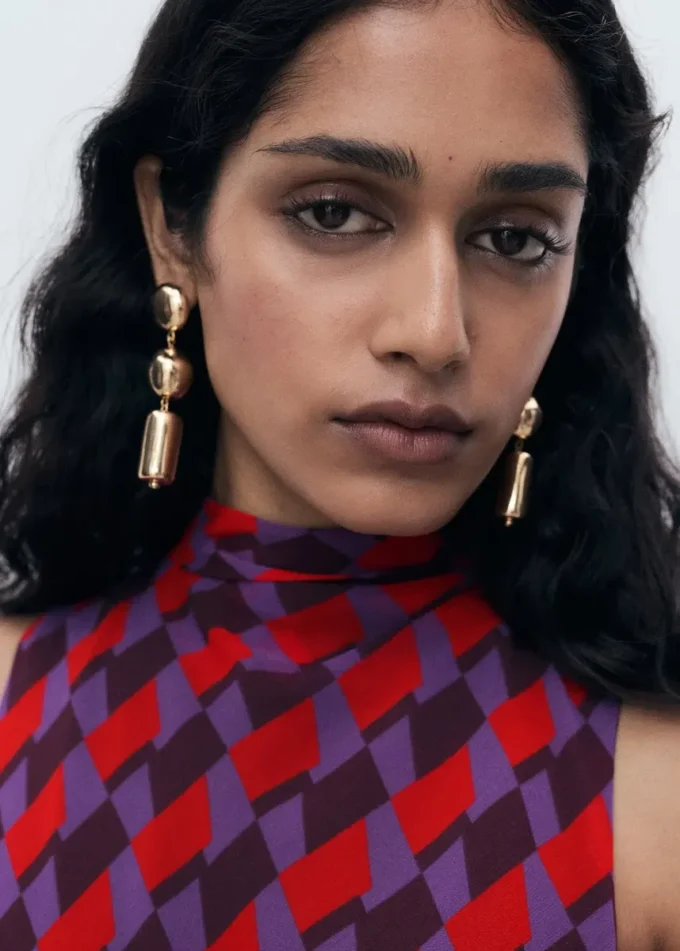 Abito stampato con dettaglio fiocco Abito stampato con dettaglio fiocco