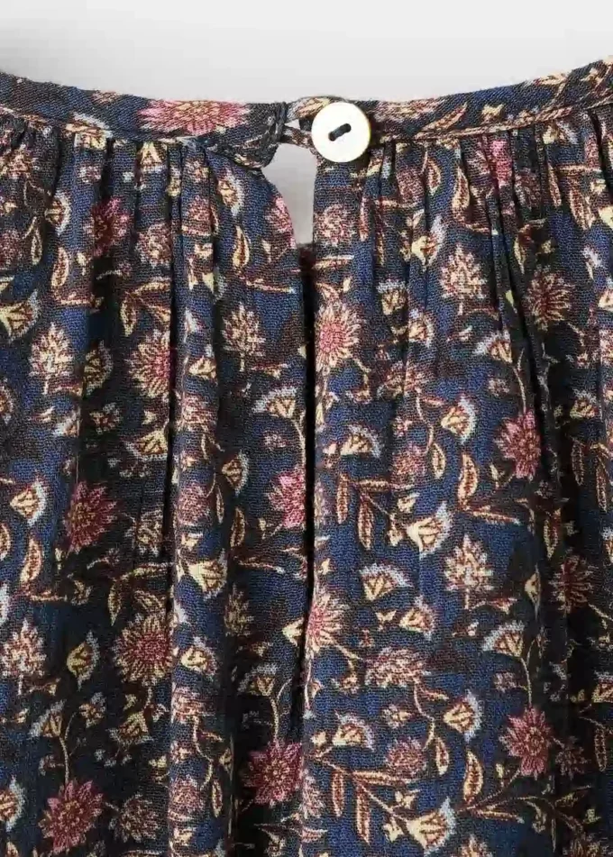 Abito stampato con volant Abito stampato con volant