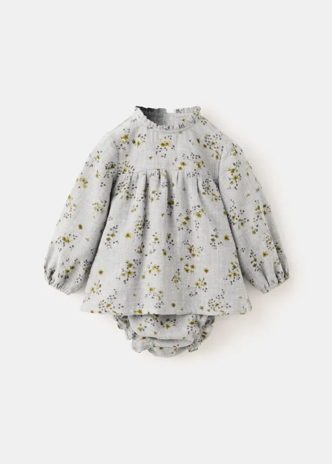 Abito stampato e copripannolino Abito stampato e copripannolino