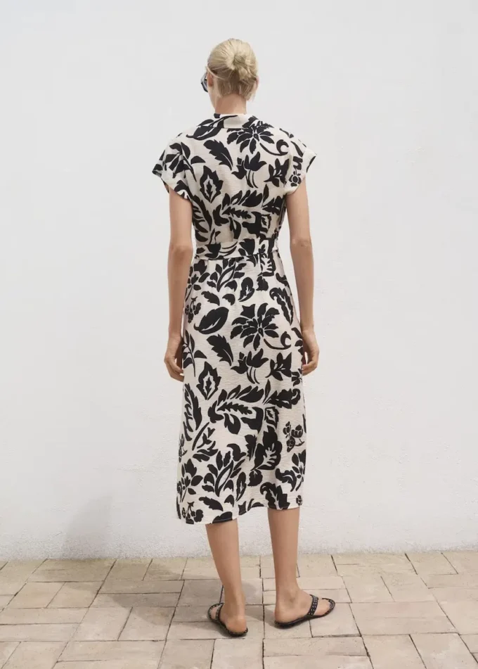 Abito stile camicia con stampa floreale Abito stile camicia con stampa floreale