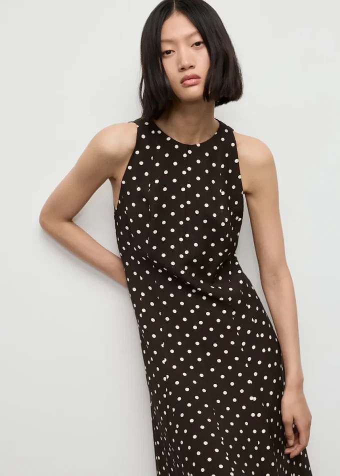 Abito svasato a pois Abito svasato a pois