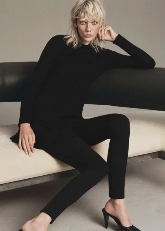 Abito svasato in maglia a coste