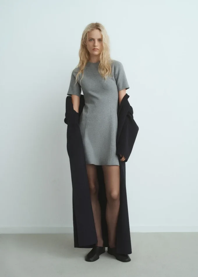 Abito svasato in maglia fine Abito svasato in maglia fine