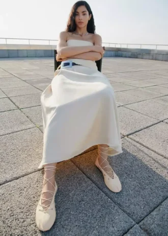 Ballerine in pelle con cinturini incrociati