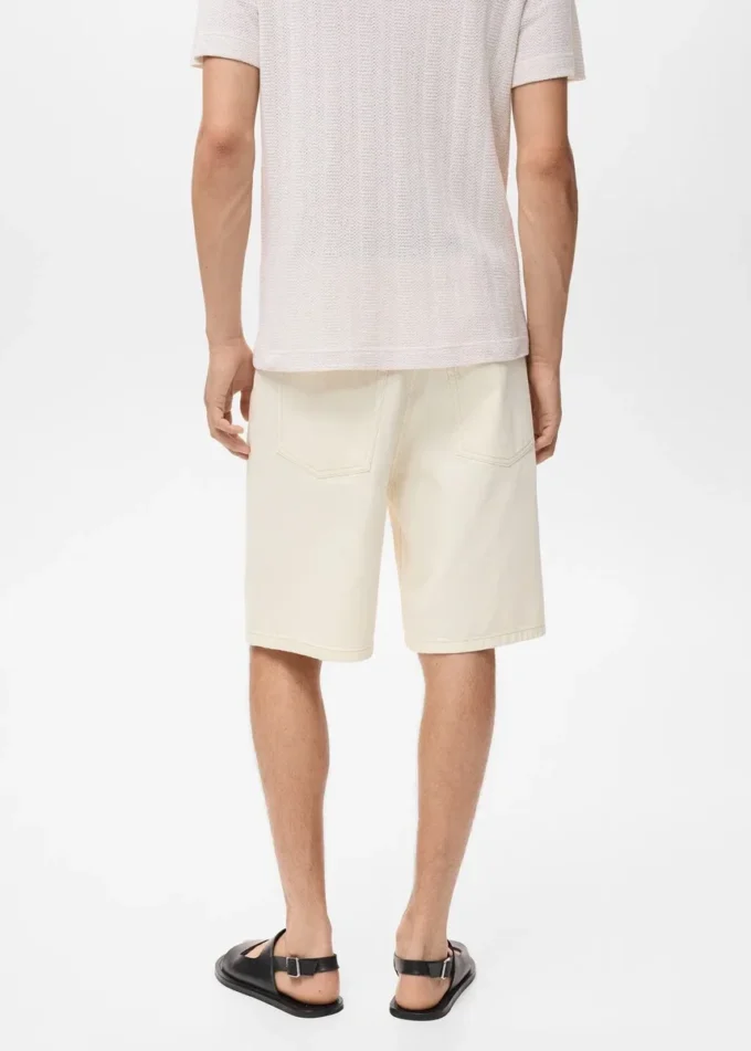 Bermuda in denim dalla vestibilità comoda Bermuda in denim dalla vestibilità comoda