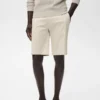 Bermuda slim fit in cotone chino Bermuda slim fit in cotone chino