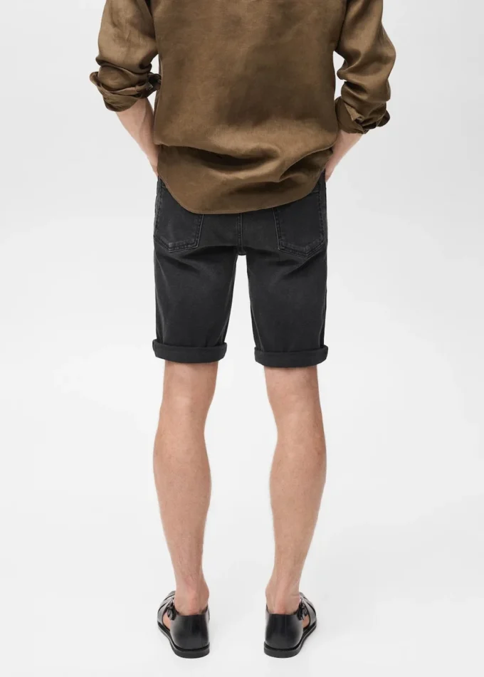 Bermuda slim fit in denim Bermuda slim fit in denim