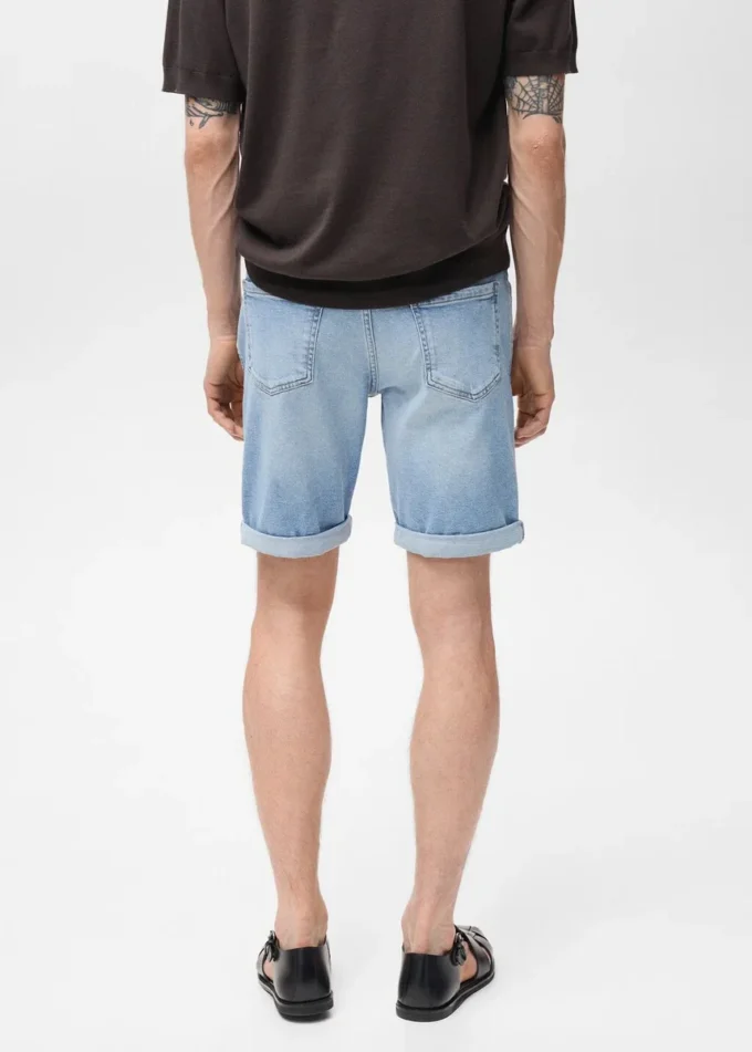 Bermuda slim fit in denim Bermuda slim fit in denim