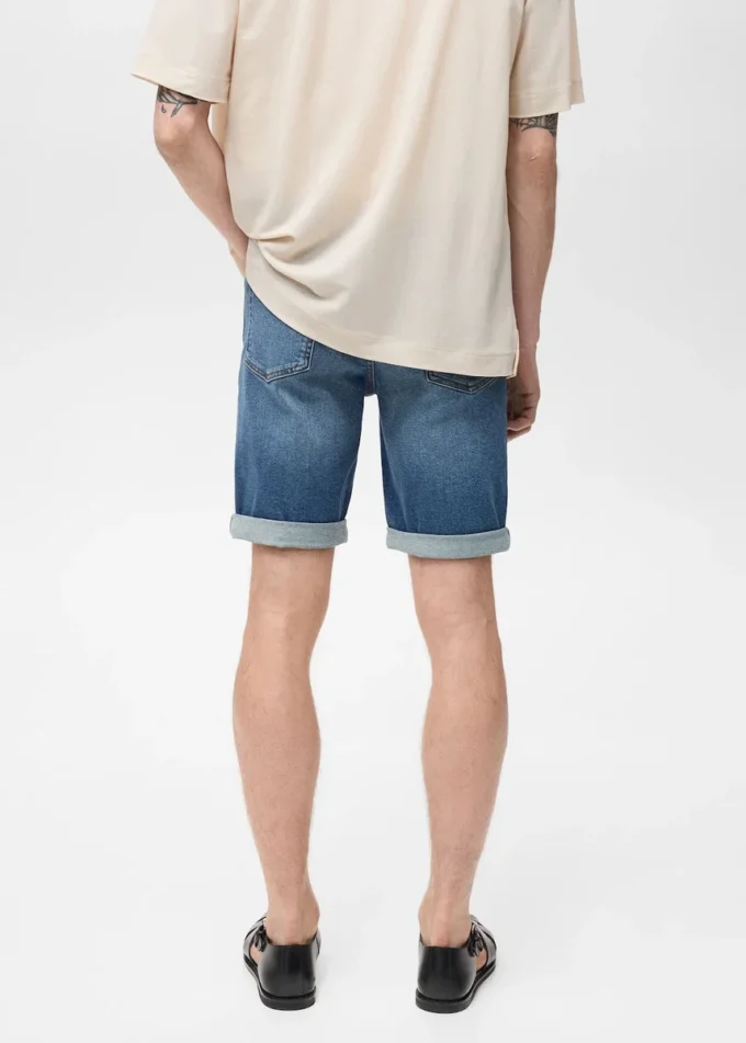 Bermuda slim fit in denim Bermuda slim fit in denim