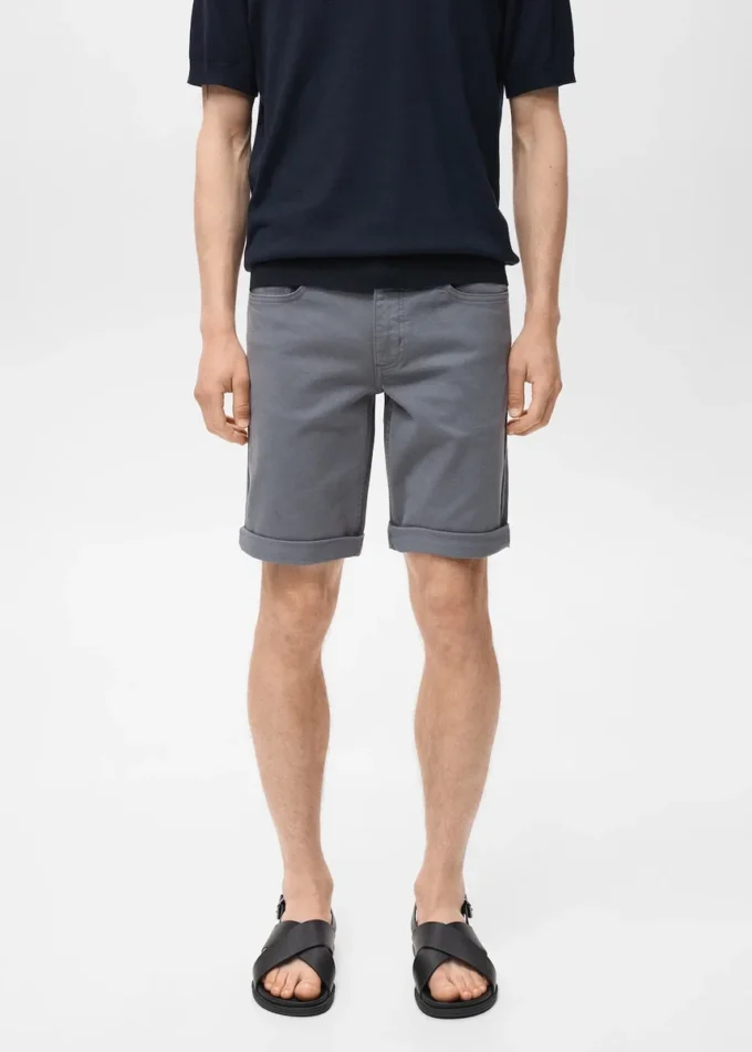 Bermuda slim fit in denim Bermuda slim fit in denim