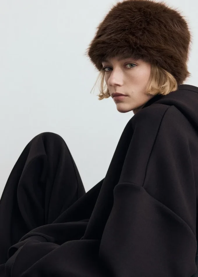 Berretto in pelliccia sintetica