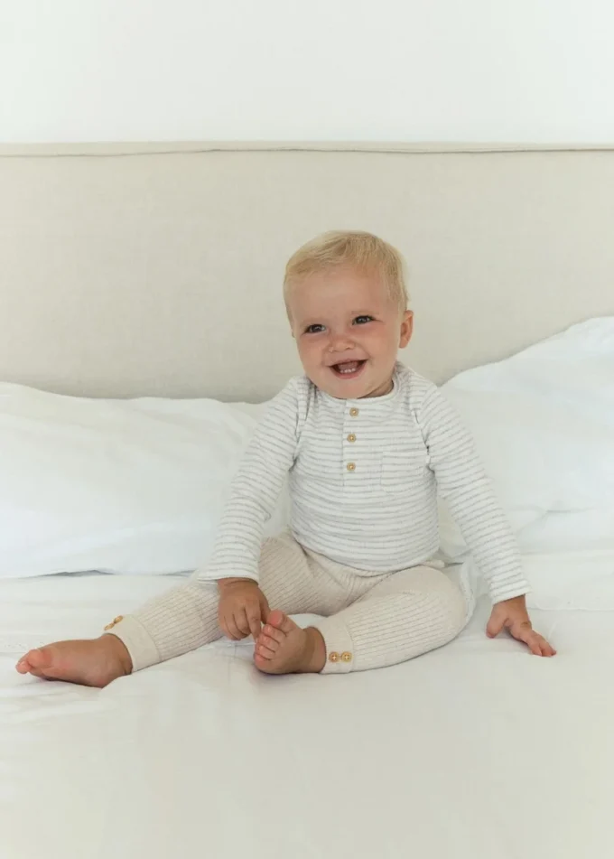 Body a righe in cotone per neonati Body a righe in cotone per neonati