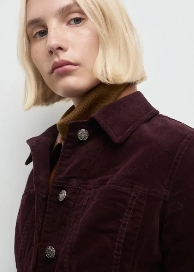 Bomber in velluto con cuciture Bomber in velluto con cuciture