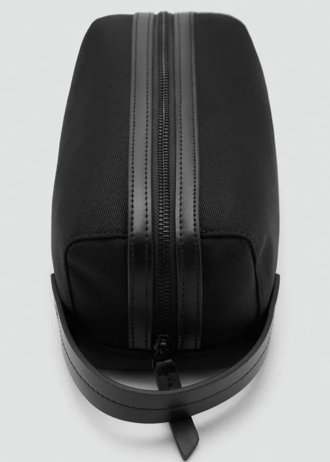 Borsa da toilette con dettagli in pelle