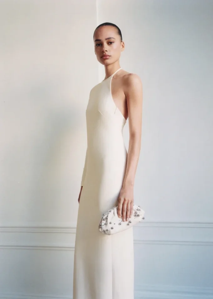 Borsa in pelle con dettagli a palline Borsa in pelle con dettagli a palline