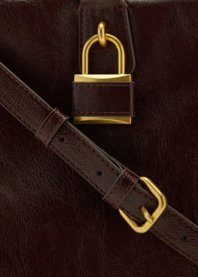 Borsa maxi lucida con tracolla Borsa maxi lucida con tracolla