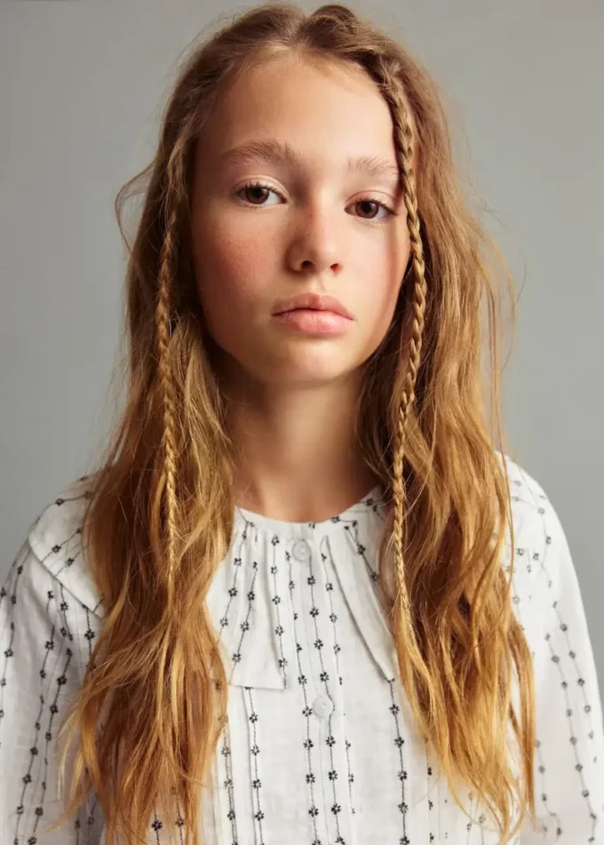 Camicetta con colletto babydoll Camicetta con colletto babydoll