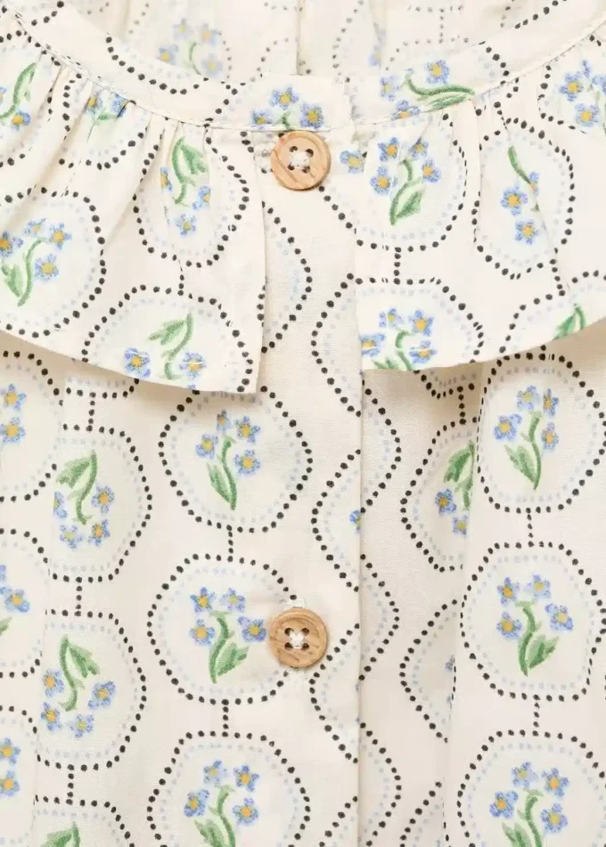 Camicetta con colletto Peter Pan Camicetta con colletto Peter Pan