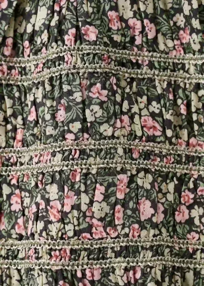 Camicetta con stampa floreale Camicetta con stampa floreale